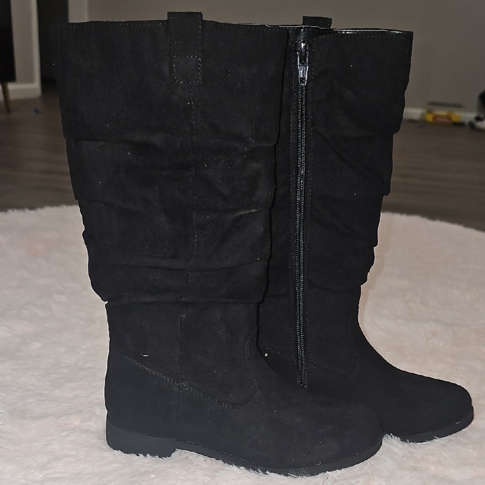 Place Women's Black Winter Boots